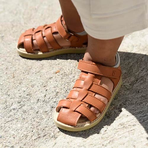 Discover our kids' sandals collection for babies and toddlers 